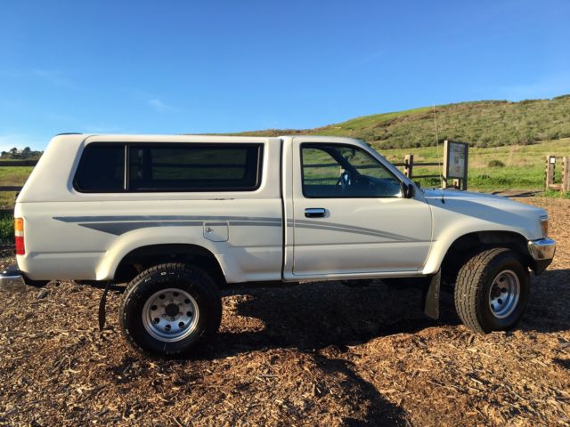 1990 Toyota Tacoma Regular Cab - photo 3