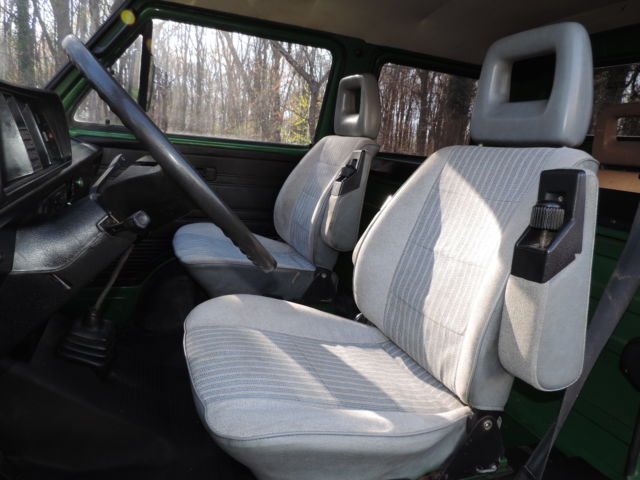 1990 Volkswagen Bus/Vanagon SYNCRO Doka Turbo-Diesel - photo 13