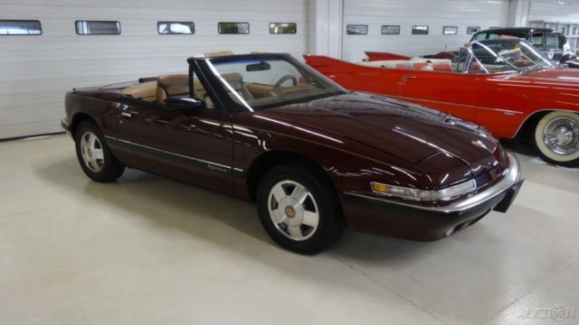 1990 Used 3.8L V6 12V Automatic FWD Convertible Premium 1990 Buick Reatta
