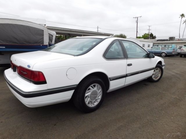 1990 Ford Thunderbird - photo 4