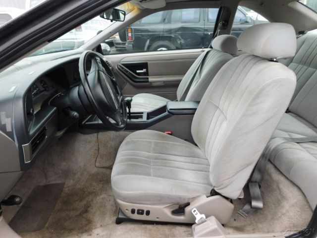 1990 Ford Thunderbird - photo 9