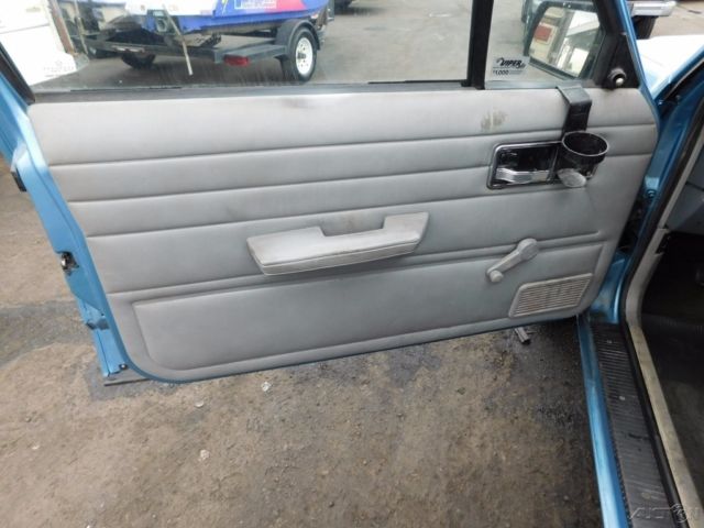 1990 Jeep Cherokee - photo 11
