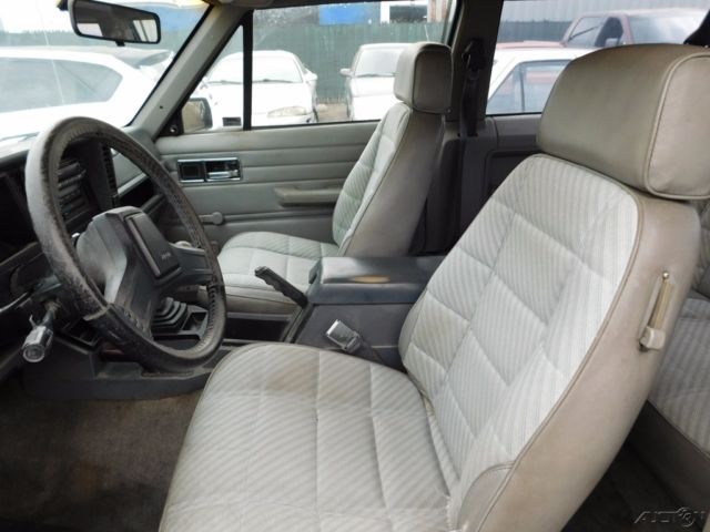 1990 Jeep Cherokee - photo 12