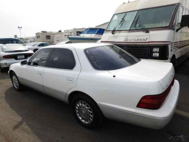1990 Lexus LS Base Sedan 4-Door - photo 3