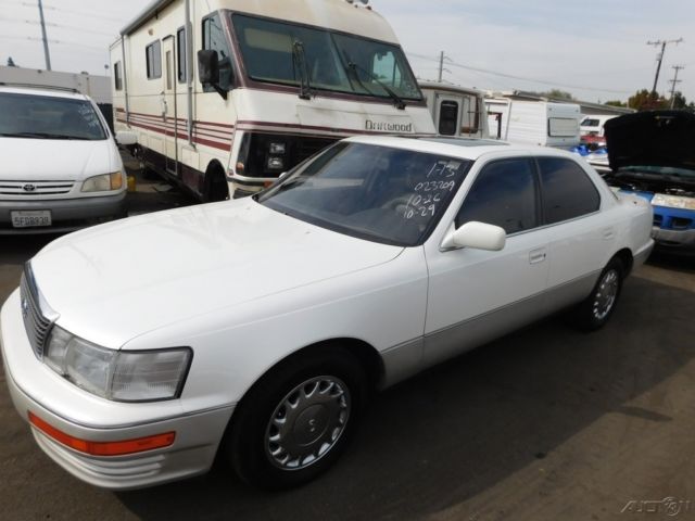 1990 Lexus LS Base Sedan 4-Door - photo 7
