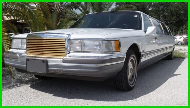1990 Used 5L V8 16V Automatic RWD 1990 Lincoln Town Car