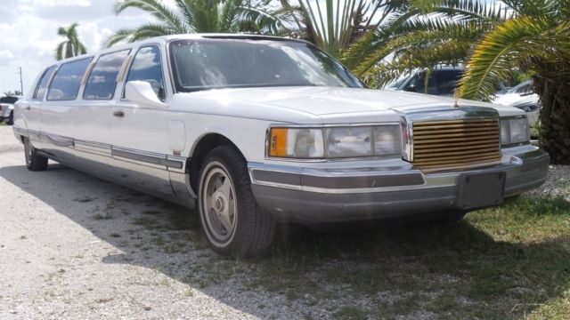 1990 Lincoln Town Car - photo 10