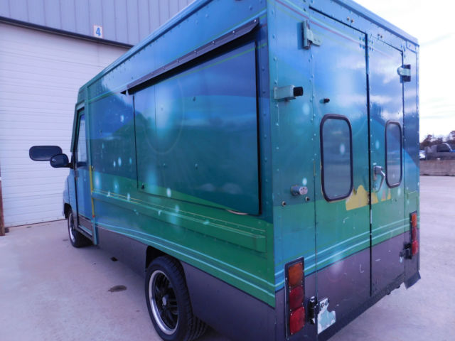 1990 Other Makes Utilimaster Aeromaster Step Van - photo 3