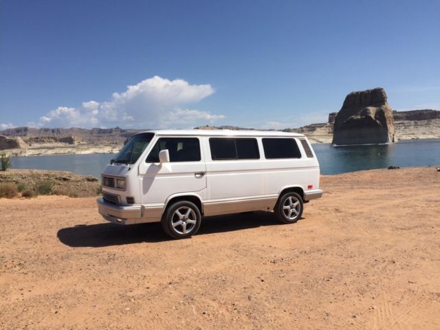 1990 Vanagon Carat w/ 2.3 GoWesty Engine Re-Installed by GoWesty! 1990 Volkswagen Bus/Vanagon