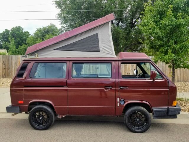 1990 Vanagon GL Westfalia 2WD Automatic 1990 Volkswagen Bus/Vanagon