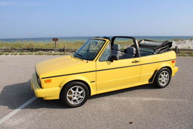 1990 Volkswagen Cabriolet Boutique 2dr Convertible - photo 5