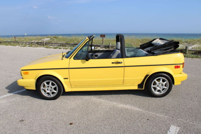 1990 Volkswagen Cabriolet Boutique 2dr Convertible - photo 8