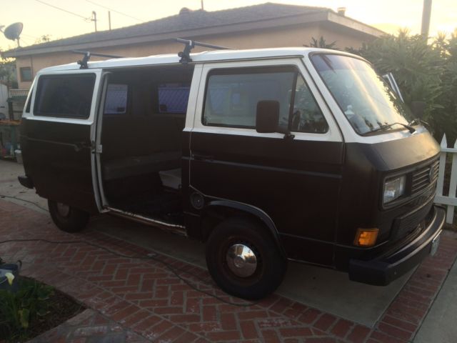 1990 Volkswagon Vanagon GL 1990 Volkswagen Bus/Vanagon white