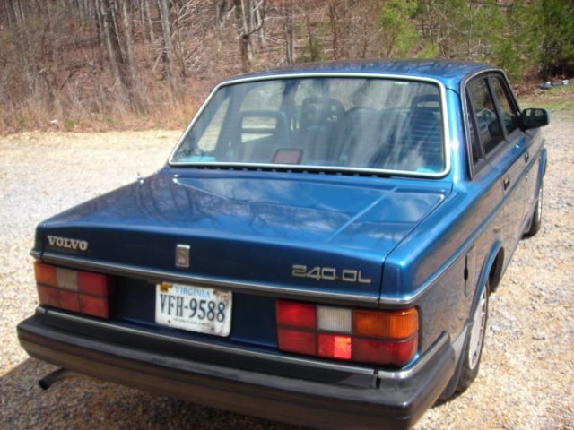 1990 Volvo 240 - photo 10