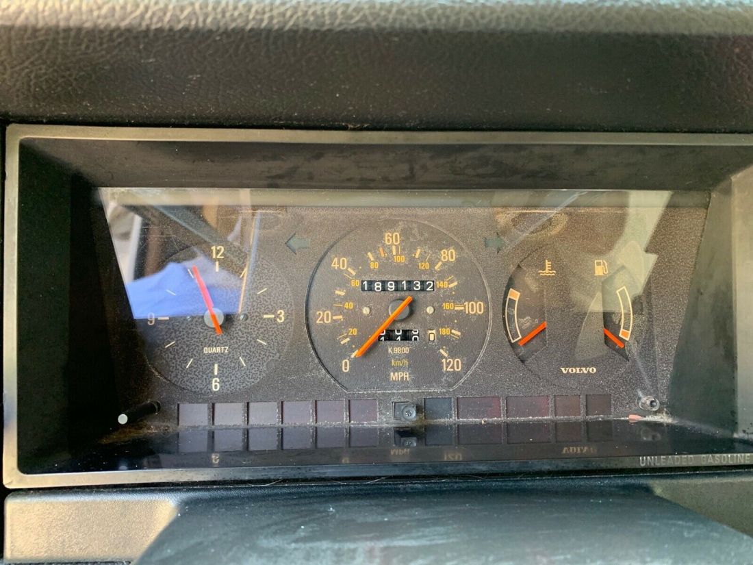 1990 Volvo 240 DL - photo 10