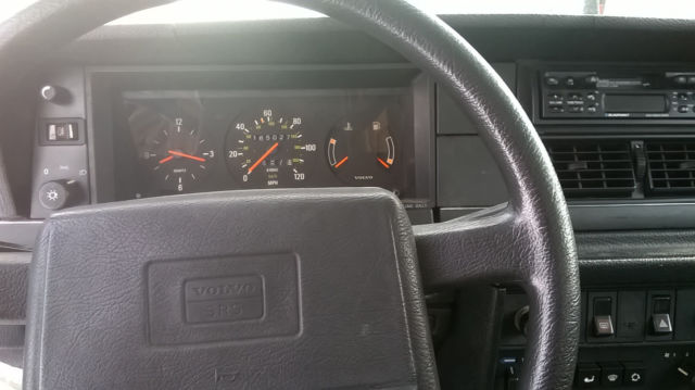 1990 Volvo 240 - photo 8