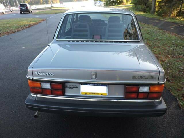 1990 Volvo 240 DL - photo 9