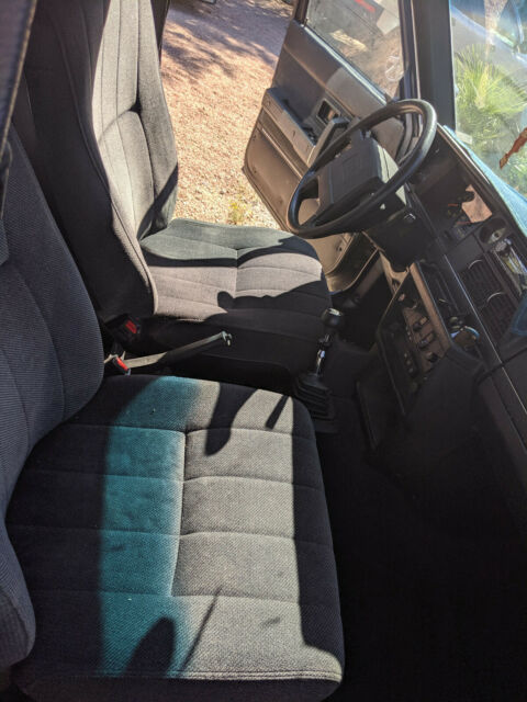 1990 Volvo 240 DL - photo 9