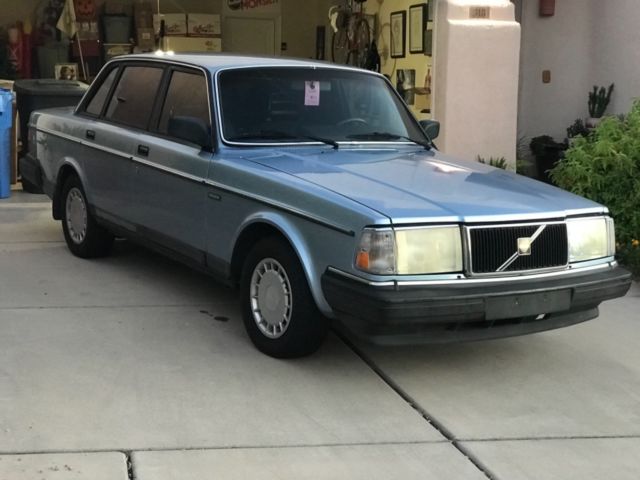 1990 VOLVO 240 DL * SEDAN * LOW ORIGINAL MILES 1990 Volvo 240