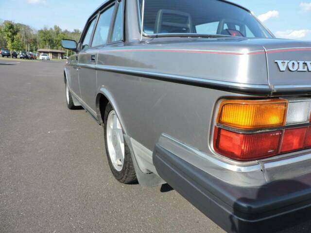 1990 Volvo 240 DL - photo 4