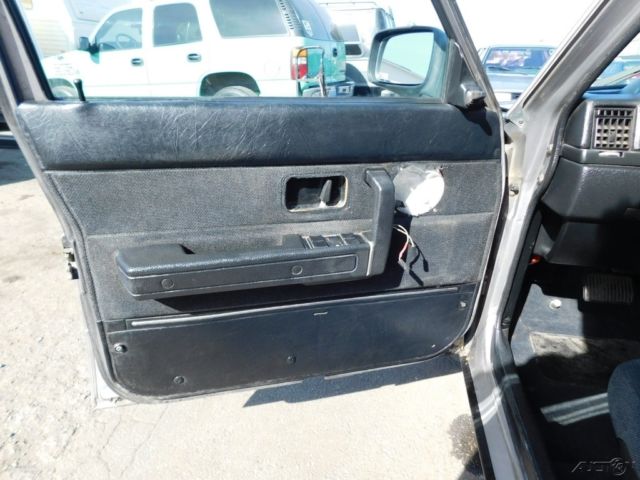 1990 Volvo 240 DL - photo 10