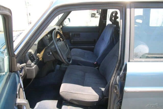 1990 Volvo 240 DL - photo 12