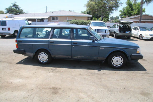 1990 Volvo 240 DL - photo 7