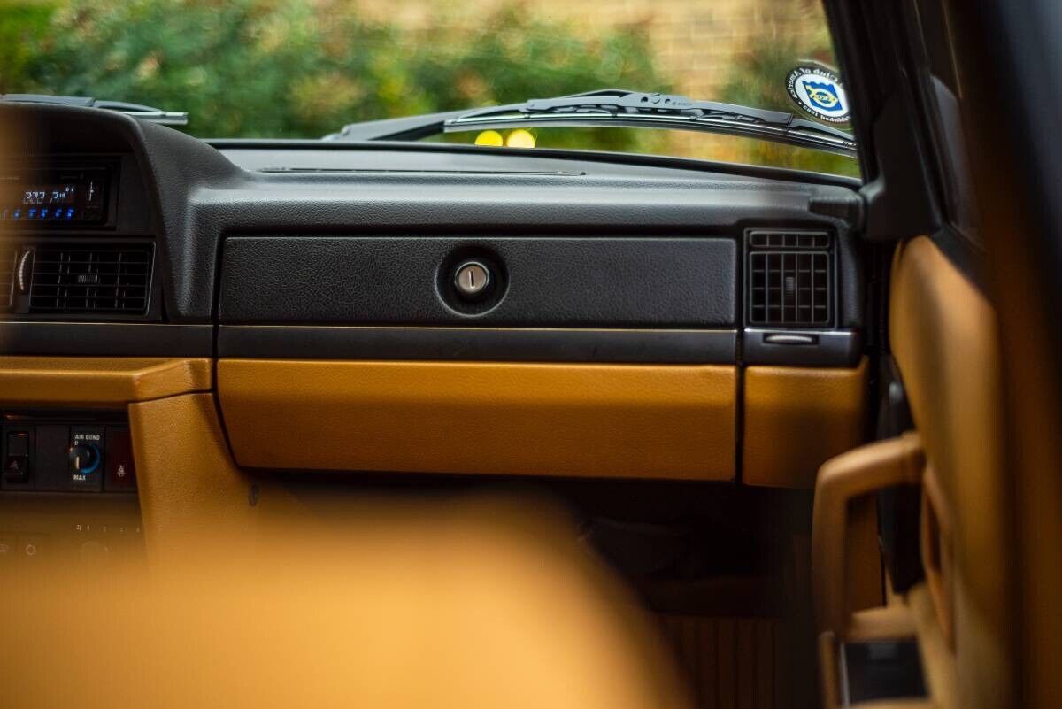 1990 Volvo 240 - photo 10