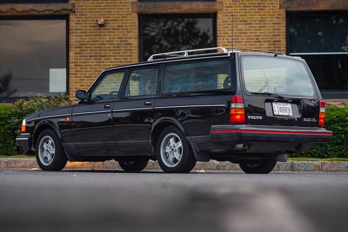 1990 Volvo 240 - photo 2