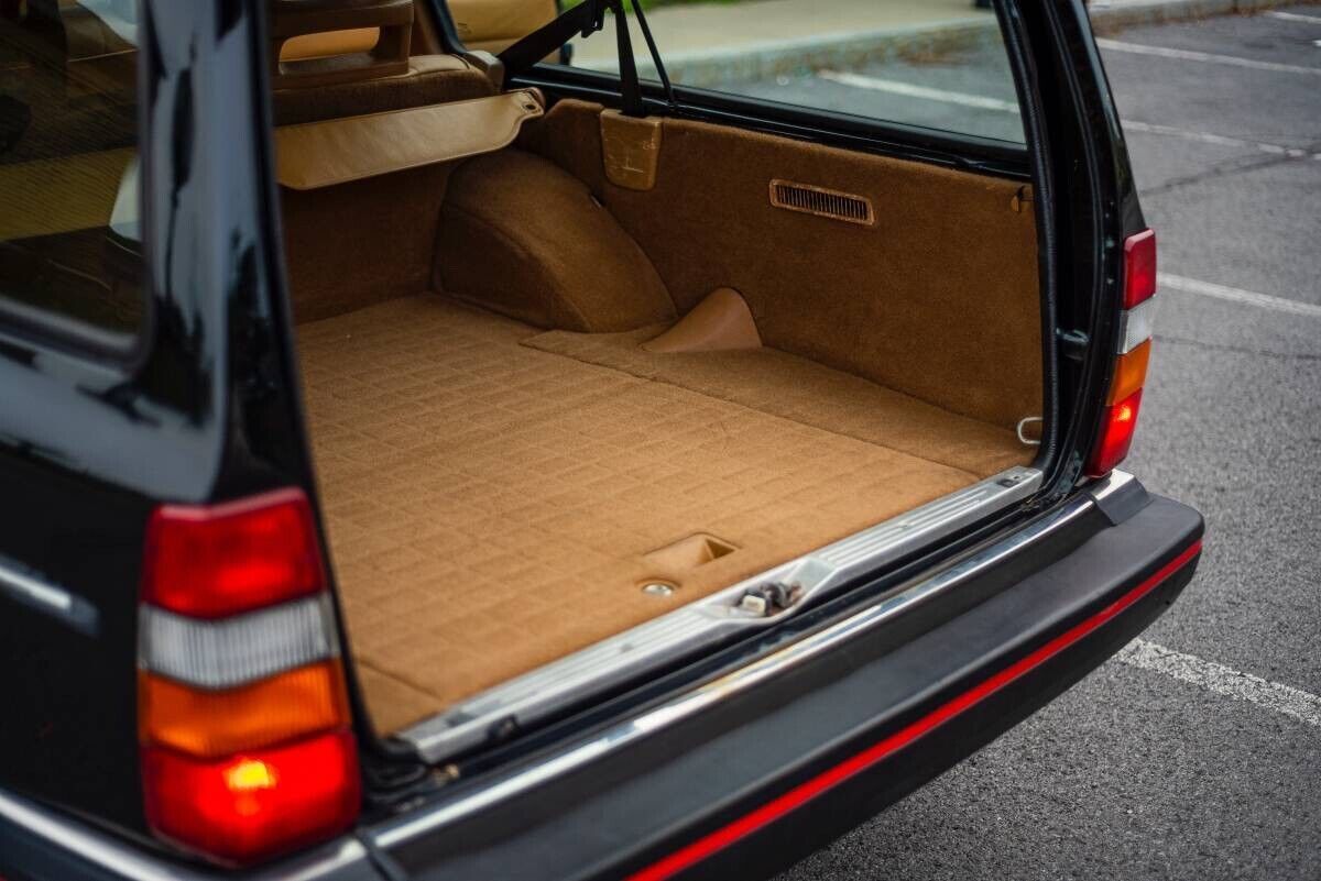 1990 Volvo 240 - photo 8