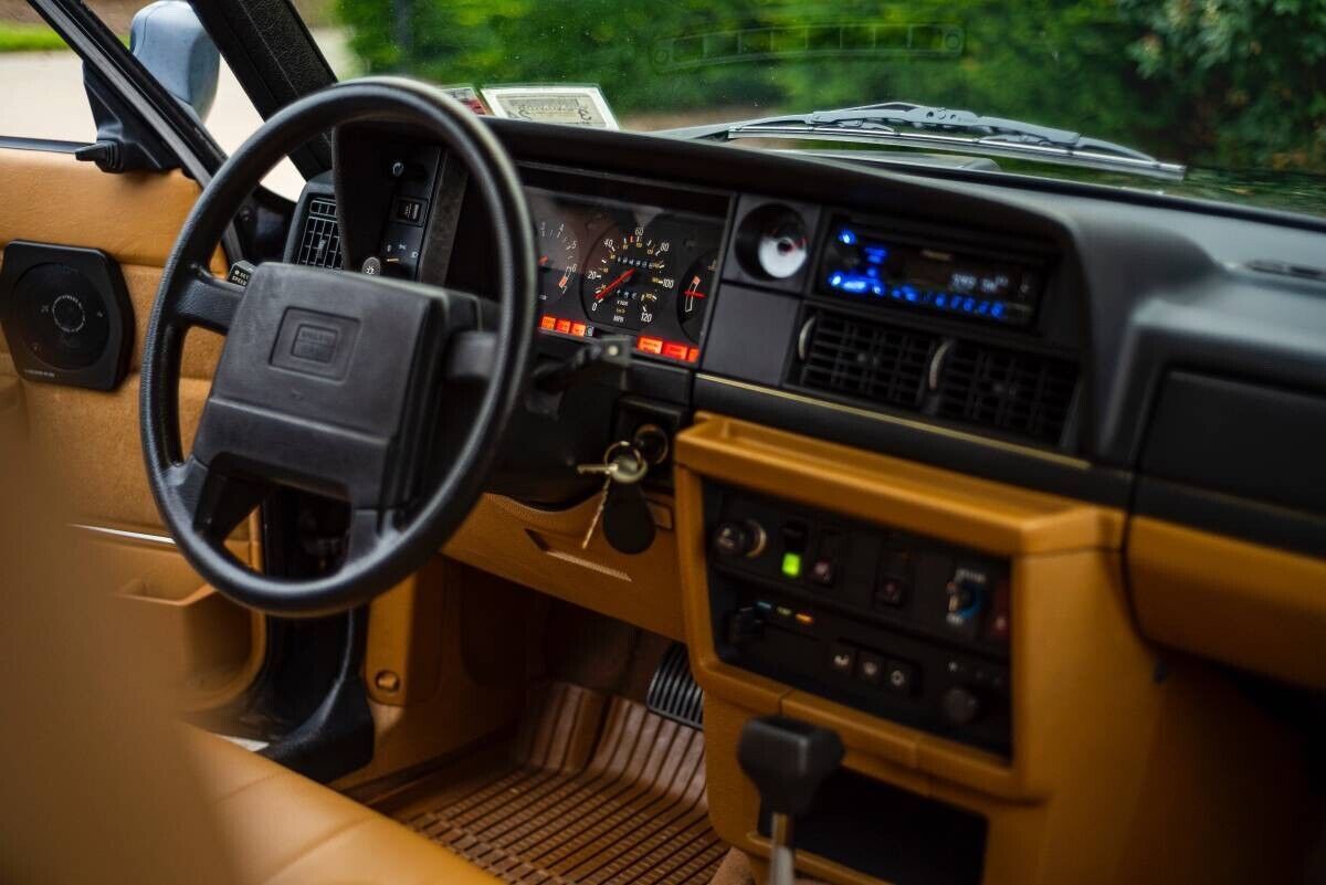 1990 Volvo 240 - photo 9