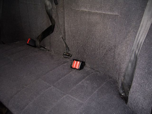 1990 Volvo 240 Base Sedan 4-Door - photo 12