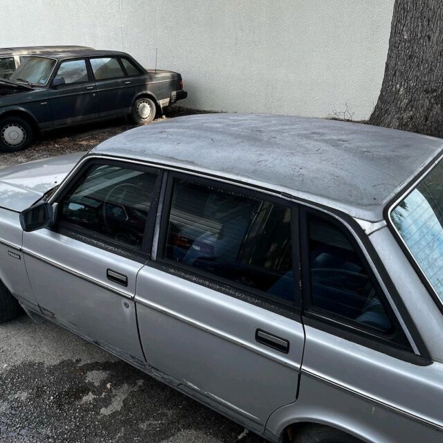 1990 Volvo 240 BASE - photo 5
