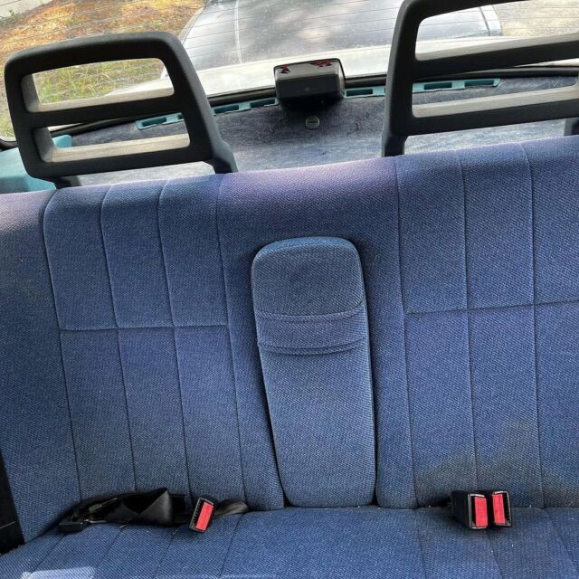 1990 Volvo 240 BASE - photo 8