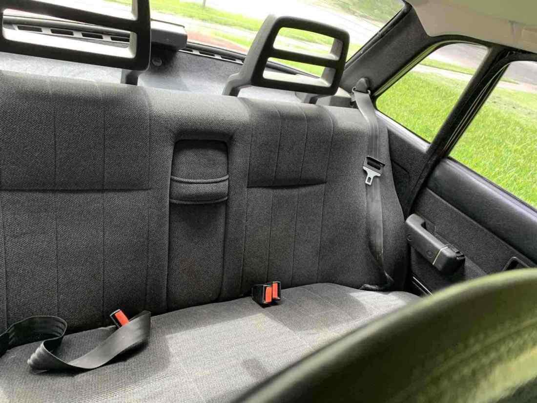 1990 Volvo 240 BASE - photo 8