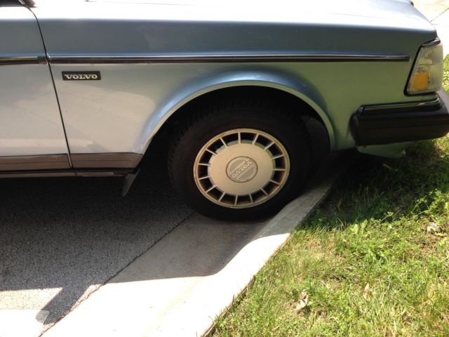 1990 Volvo 240 - photo 3