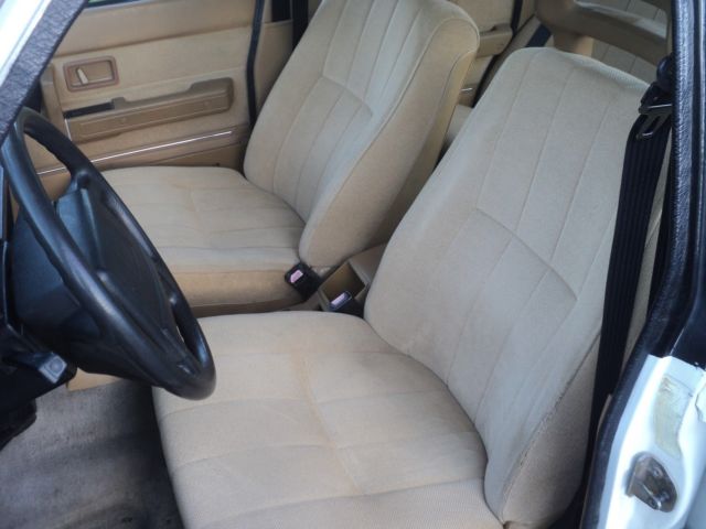 1990 Volvo 240 DL - photo 10