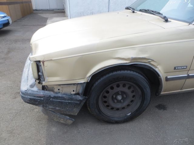 1990 Volvo 740 GL - photo 10