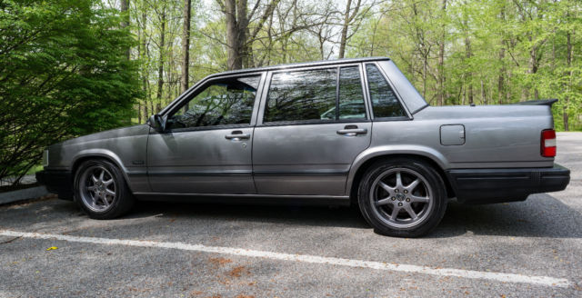1990 Volvo 740 Base Sedan 4-Door - photo 9