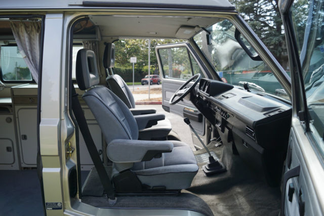 1990 Volkswagen Bus/Vanagon 4WD SYNCRO WESTFALIA FULL CAMPER BUS - 1OF 1,500! - photo 11