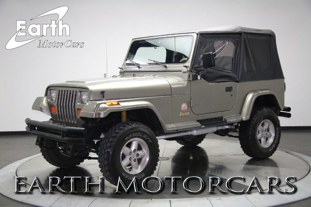 1990 WRANGLER SAHARA, 350CI V8 CONVERSION, NEW TOP, NEW UPHOLSTERY, NEW PAINT! 1990 Jeep Wrangler Sahara 350ci V8 4x4