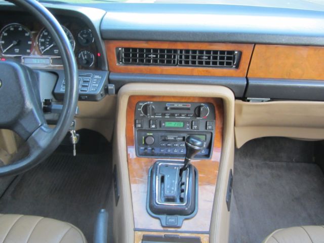 1990 Jaguar XJ6 - photo 12