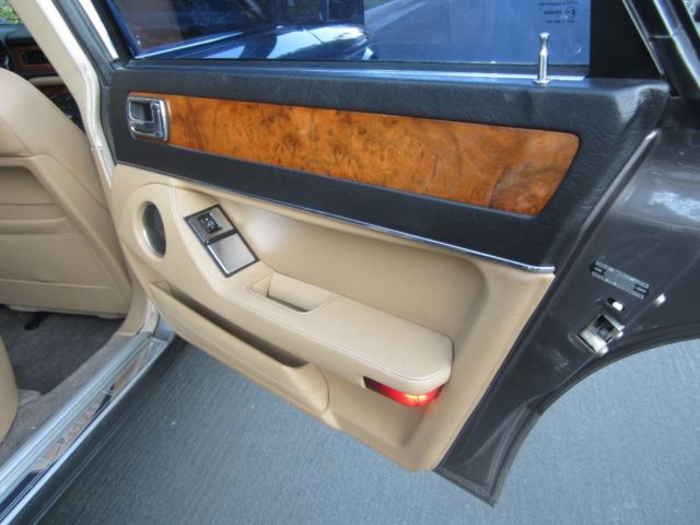 1990 Jaguar XJ6 - photo 2