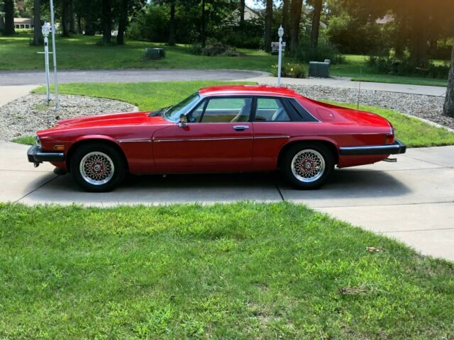 1990 Jaguar XJS COLLECTION ROUGE - photo 5