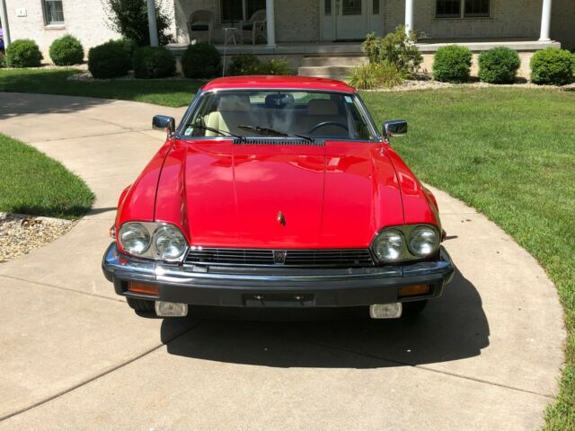 1990 Jaguar XJS COLLECTION ROUGE - photo 6