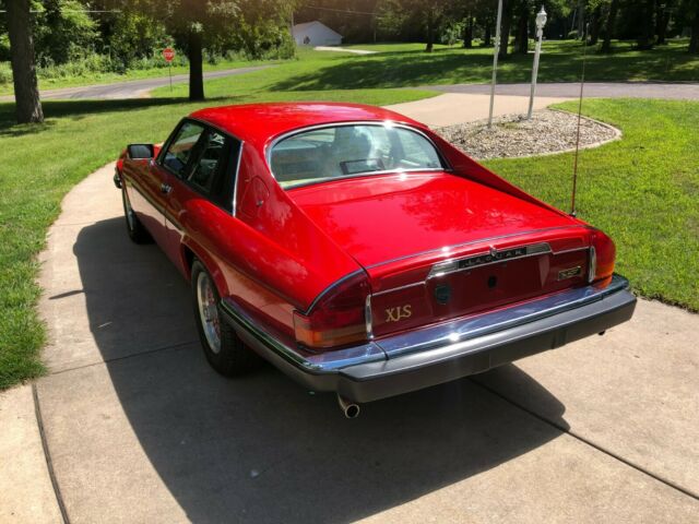 1990 Jaguar XJS COLLECTION ROUGE - photo 7