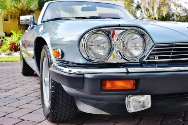 1990 Jaguar XJ-Series XJS Convertible w/ 18k Miles award winning - photo 10