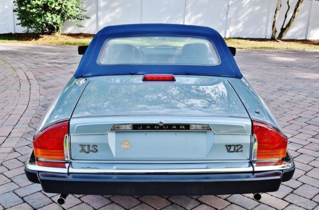 1990 Jaguar XJ-Series XJS Convertible w/ 18k Miles award winning - photo 4