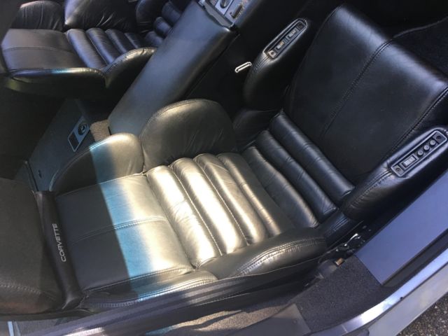 1990 Chevrolet Corvette ZR1 - photo 10