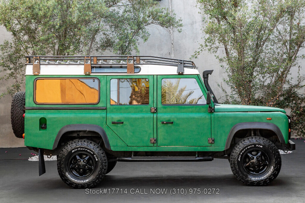 1991 Land Rover Defender 110 200TDi 5-Speed Right-Hand-Drive - photo 4